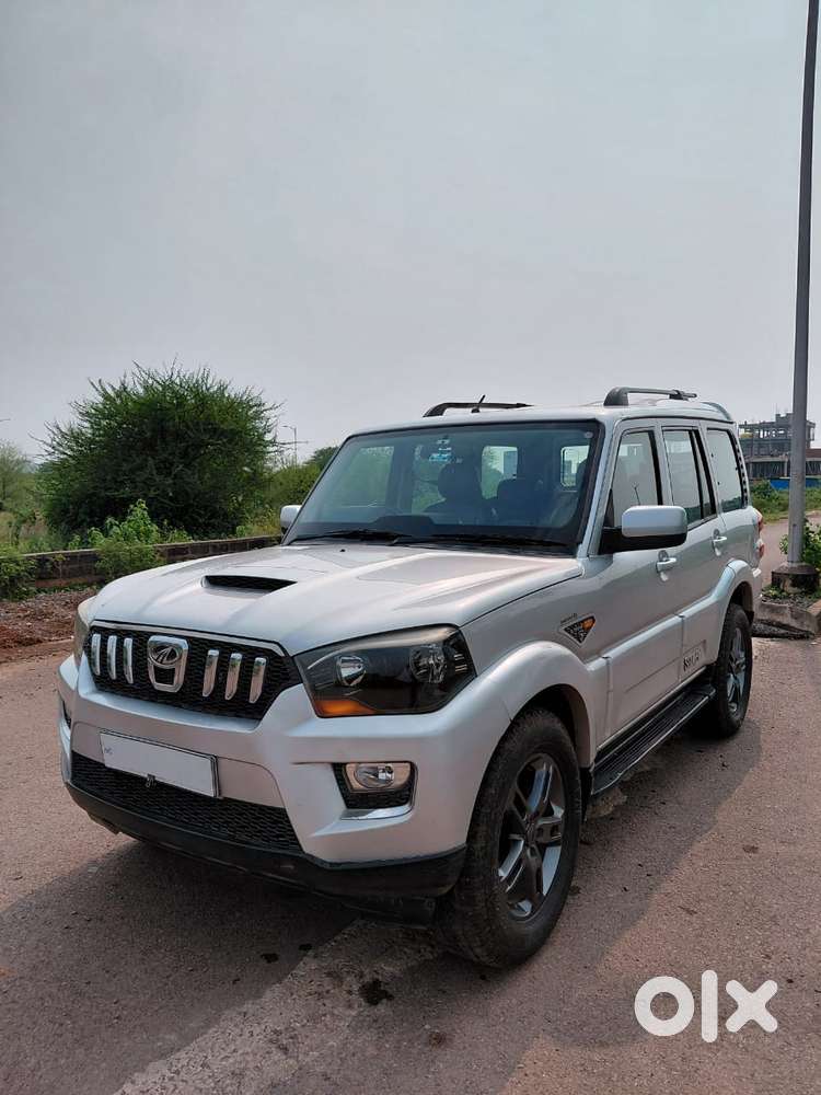 Mahindra Scorpio S6 Plus, 2017, Diesel