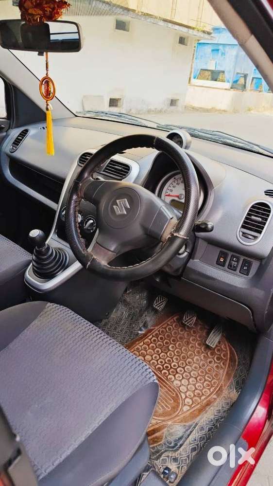 Maruti Suzuki Ritz Vxi, 2012, Petrol