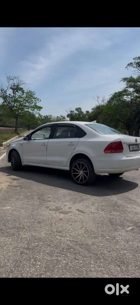 Volkswagen Vento Comfortline 2013