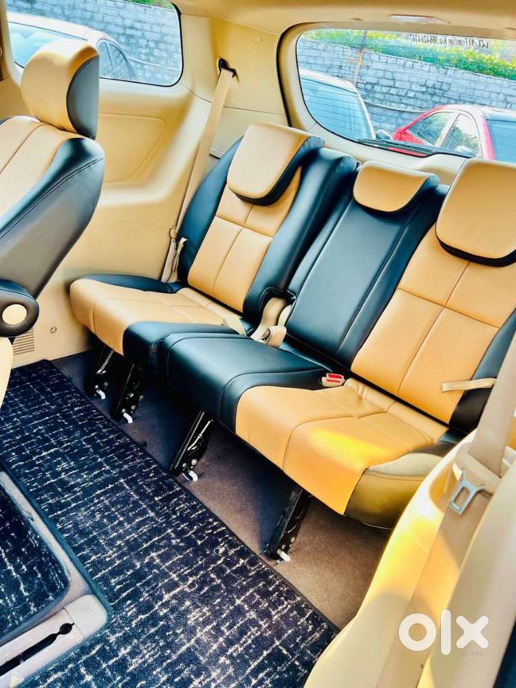 Kia Carnival Premium, 2021, Diesel