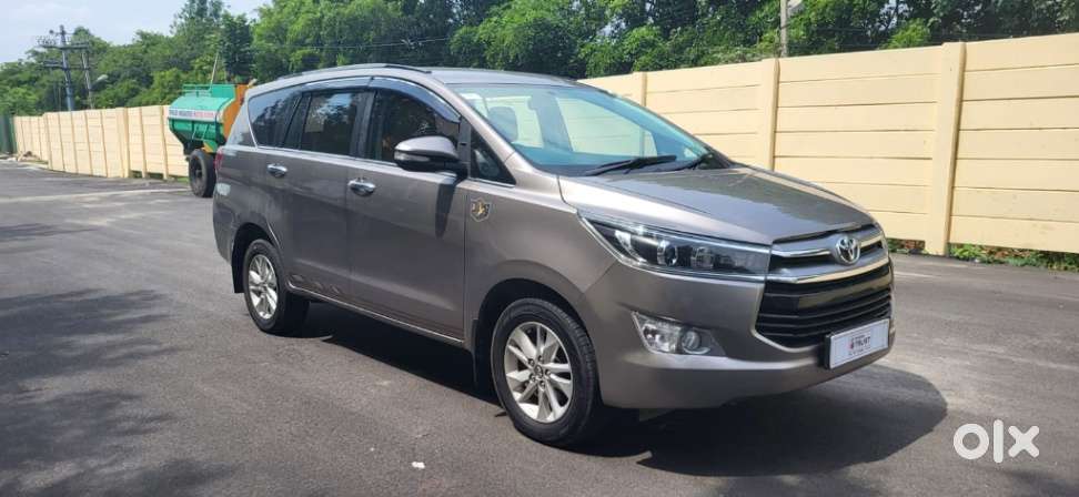 Toyota Innova Crysta 2.4 V, 2017, Diesel