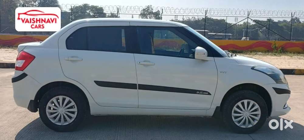 Maruti Suzuki Dzire 1.2 Vxi Amt, 2016, Petrol