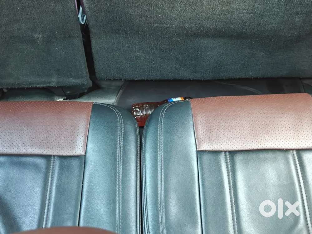 Mahindra Xuv500 W8  Model 2012 Colour Maroon