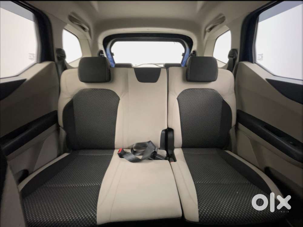 Renault Triber 1.0 Rxz Dual Tone, 2022, Petrol