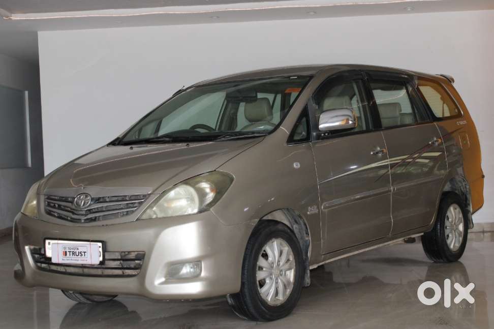 Toyota Innova 2.5 Vx 8 Str, 2011, Diesel