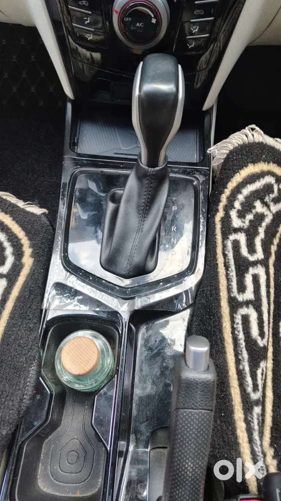 Mahindra Xuv 3xo Petrol 2025