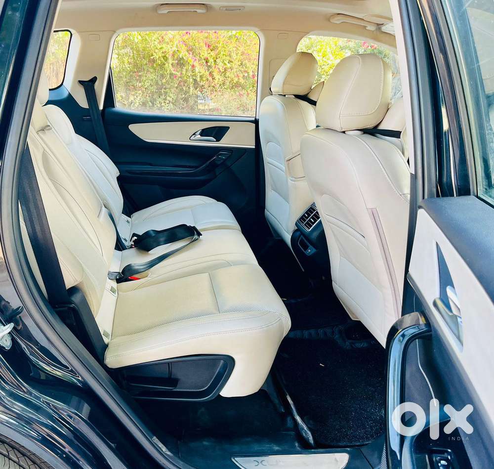 Mahindra Xuv700 2.2 Ax 7 Diesel Mt Luxury Pack Str, 2024, Diesel