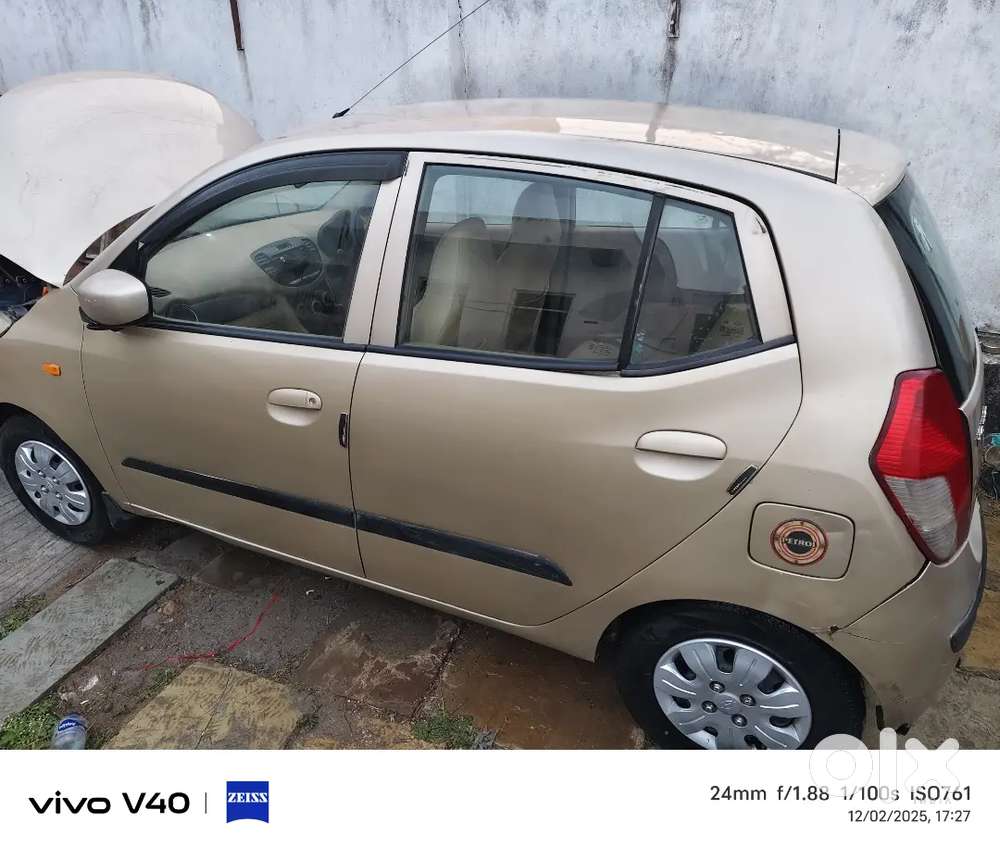 Hyundai I10 2009 Lpg 80000 Km Driven