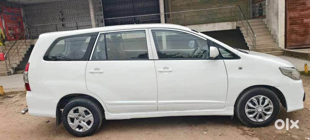 Toyota Innova 2.5 G (diesel) 7 Seater, 2014
