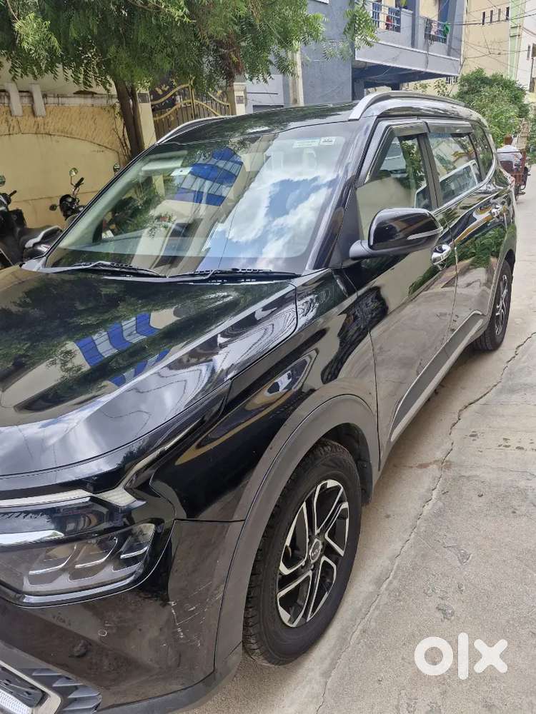 Kia Carens Luxury Plus 7str 2023
