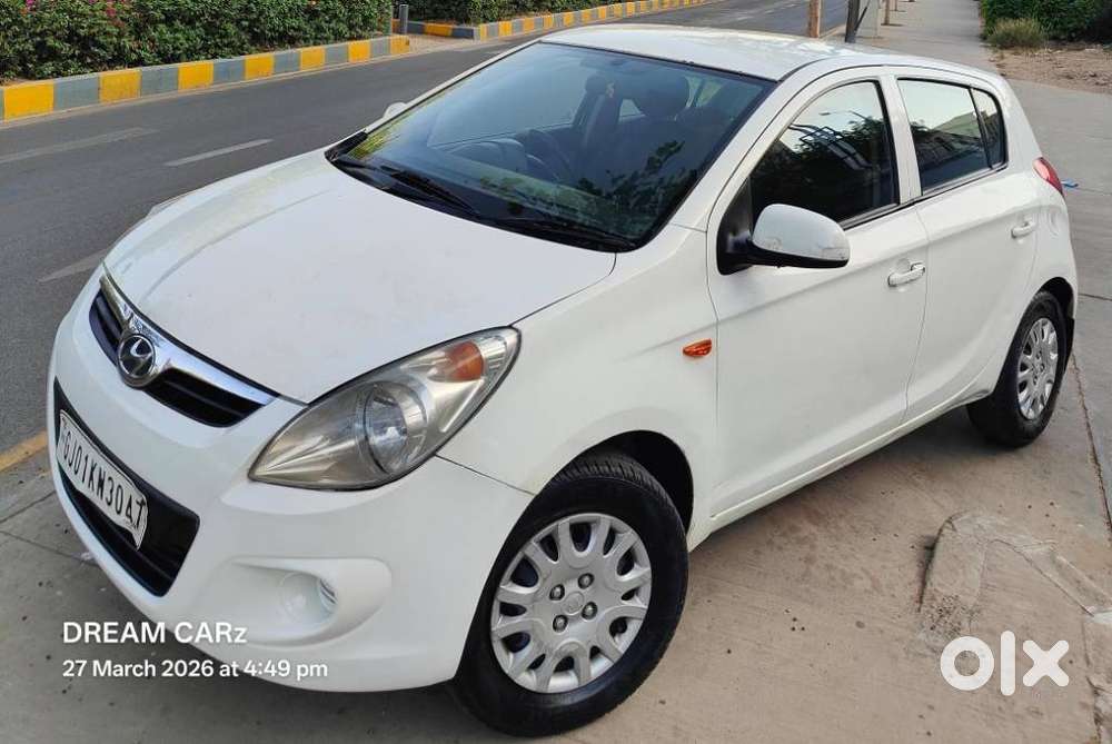 Hyundai I20 2012-2014 Magna Optional 1.2, 2012, Cng & Hybrids