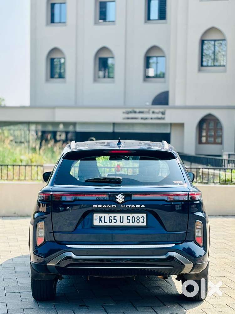 Maruti Suzuki Grand Vitara 1.5 Zeta Plus Intelligent Hybrid Ecvt, 20..