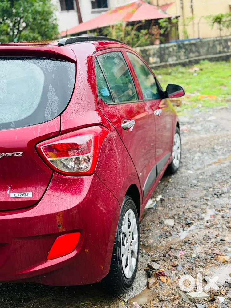 Hyundai I10 Sportz 2015 Diesel Manual Push Button Start