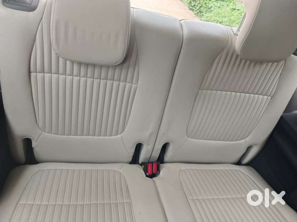 Kia Carens Clavis G1.5 Turbo Dct Htx Plus 7-seater, 2025, Petrol