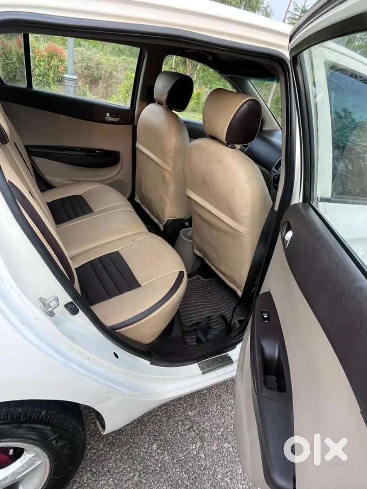 Hyundai I20 2010 Petrol 76000 Km Driven