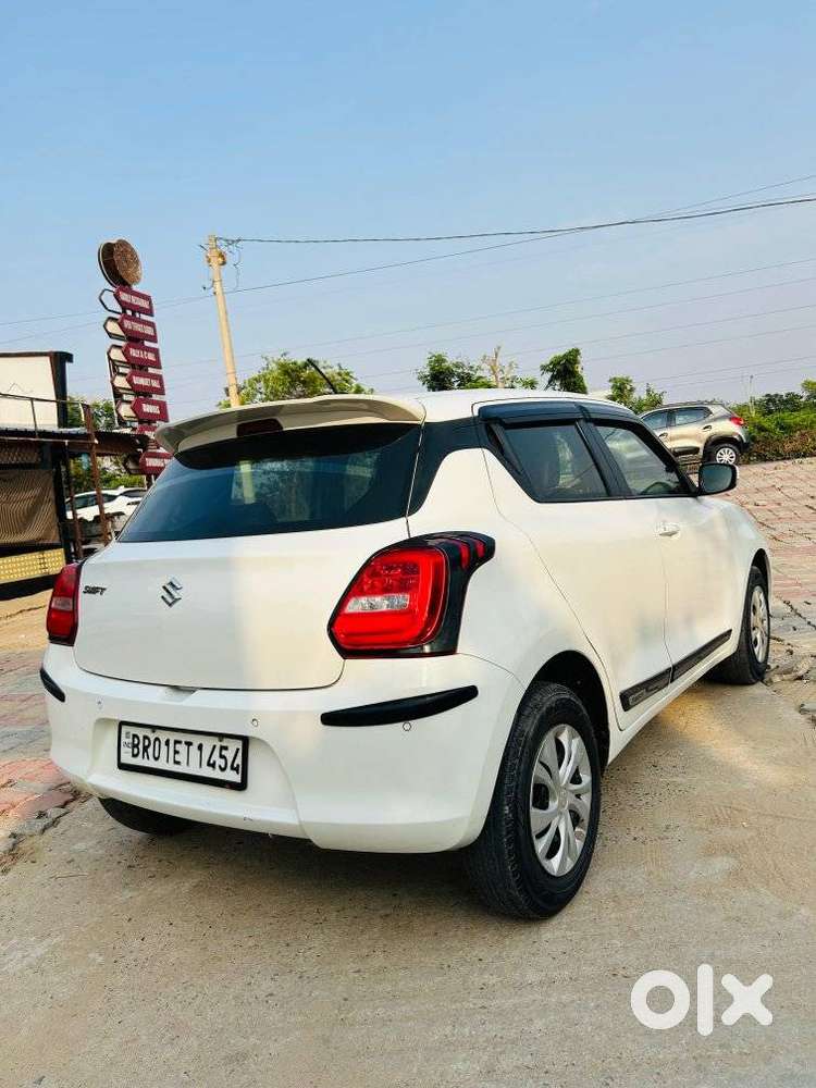 Maruti Suzuki Swift Vxi + Manual, 2020, Petrol