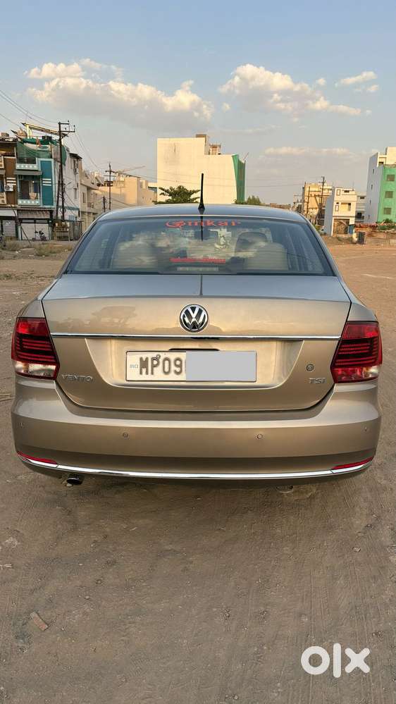 Volkswagen Vento 1.5 Tdi Highline At, 2015, Petrol