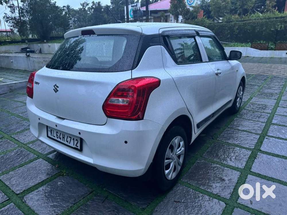 Maruti Suzuki Swift Lxi Optional-o, 2019, Petrol