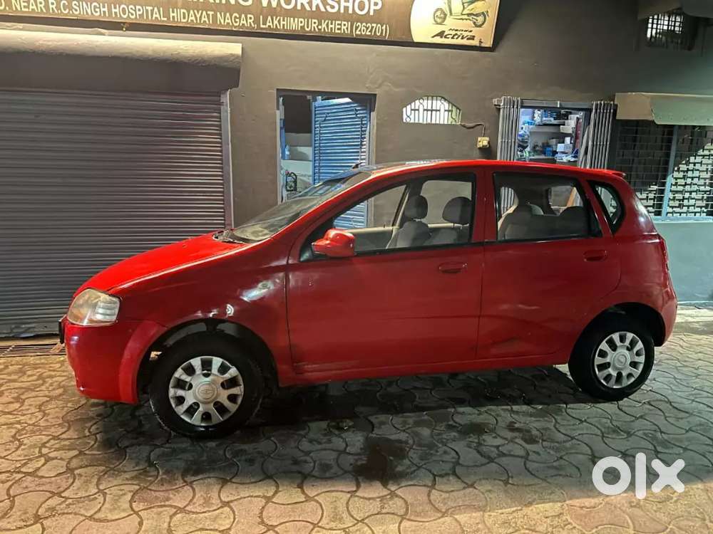 Mujhe New Leni Hai Tabhi Sell Karrhe Hai