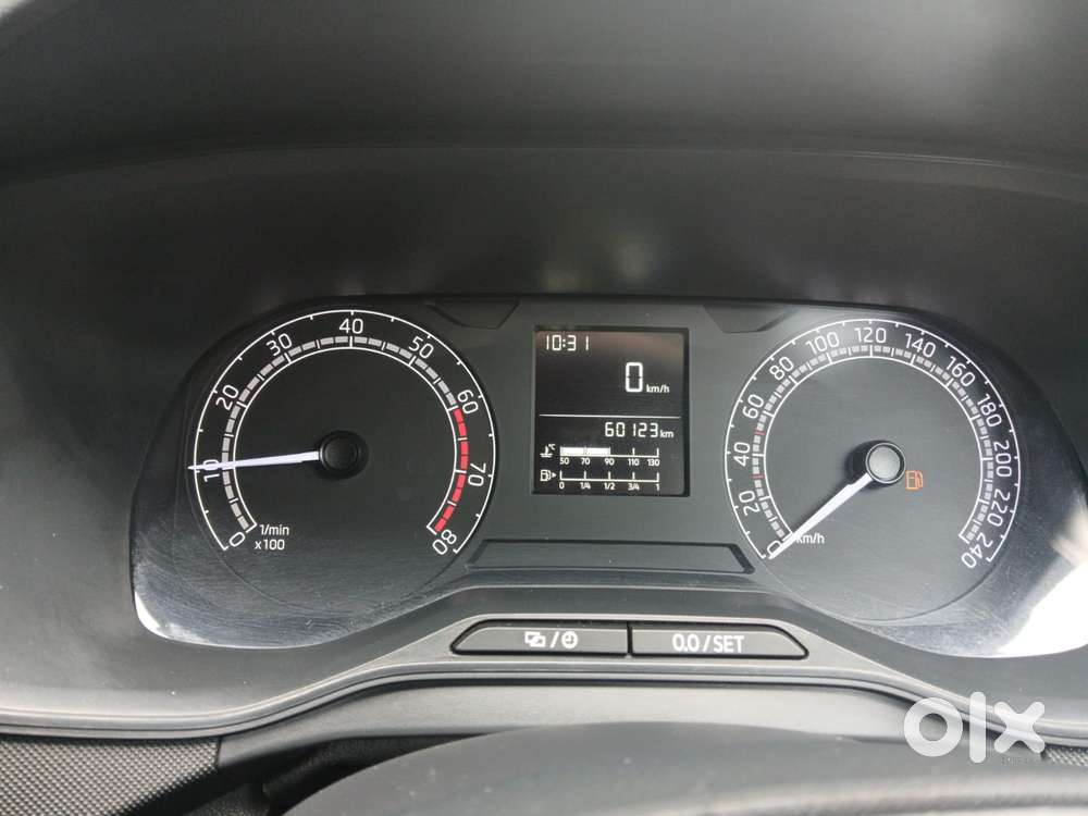 Skoda Kushaq 1.0 Tsi Active, 2021, Petrol