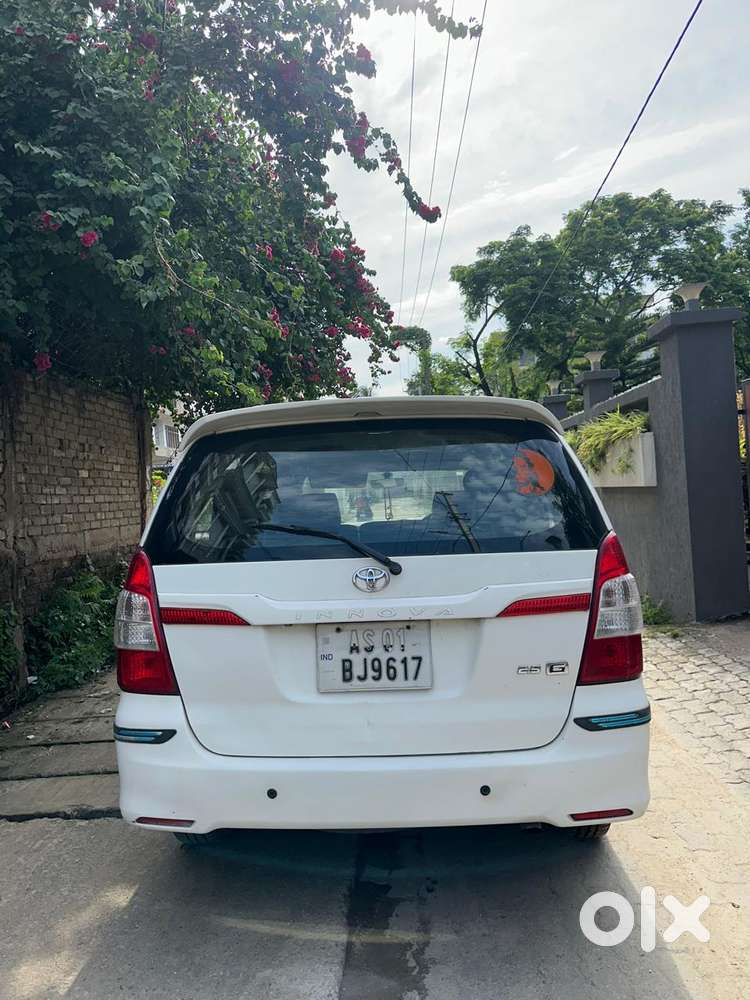 Toyota Innova 2.5 G (diesel) 7 Seater Bs Iv, 2014, Diesel