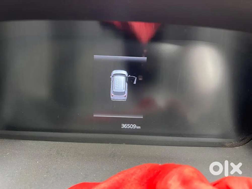 Kia Carens 2022 Feb Petrol 36000 Km Driven