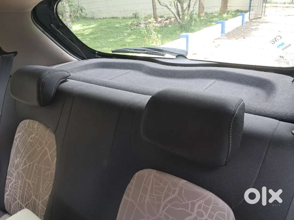 Hyundai Grand I10 Black Well Maintained Car For Sale (petrol + Cng)