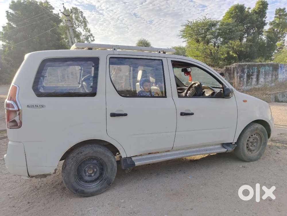 Mahindra Xylo 2.5 E4 2011