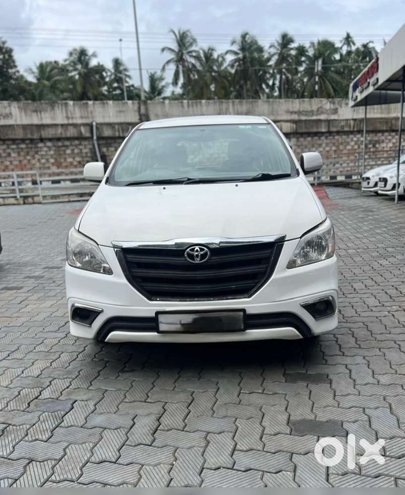 Toyota Innova Diesel 2014