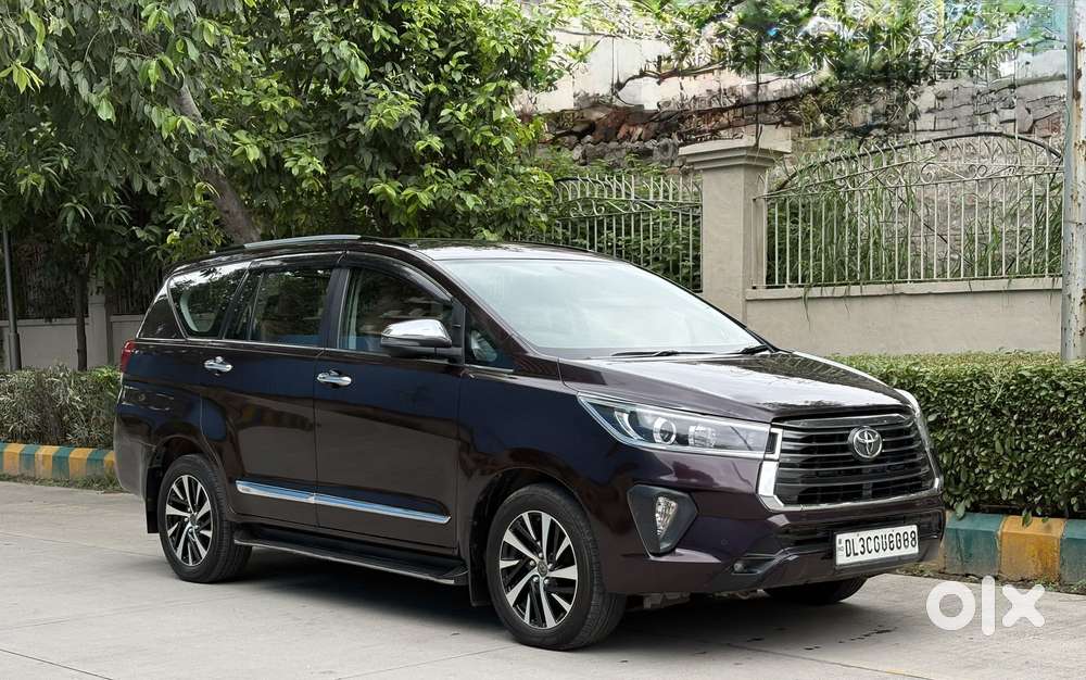 Toyota Innova Crysta 2.8 Zx Automatic 7 Str, 2022, Diesel