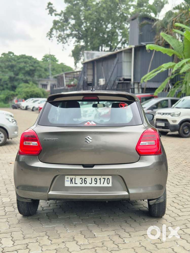 Maruti Suzuki Swift Vxi Optional, 2022, Petrol