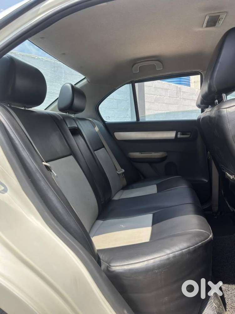 Maruti Suzuki Swift Dzire, 2011, Diesel