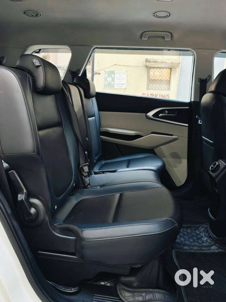 Kia Carens G 1.5 6mt Premium (o) 7-seater, 2024, Diesel