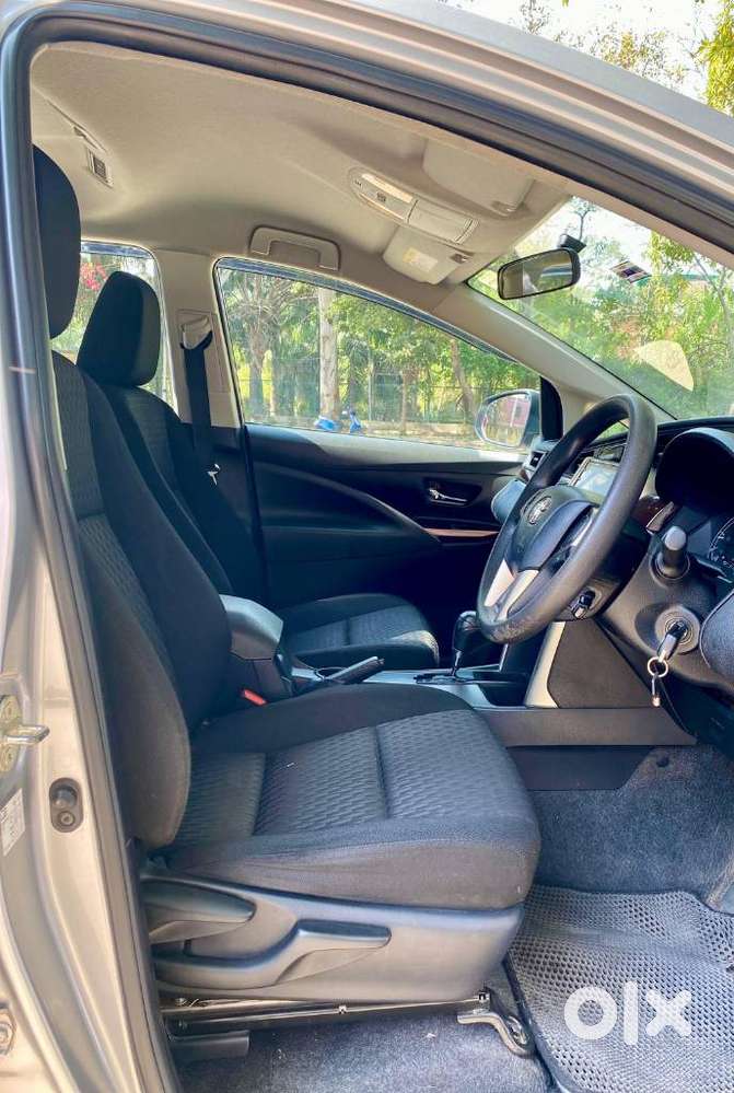 Toyota Innova Crysta