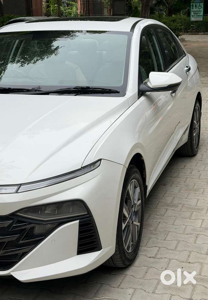 Hyundai Verna 1.5 Sx Ivt, 2025, Petrol