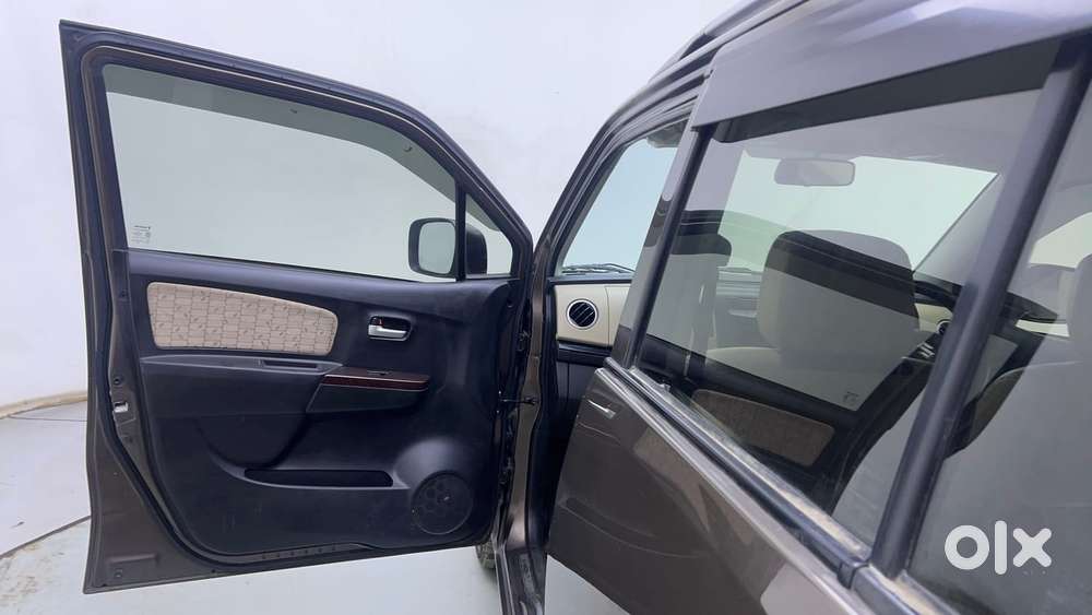 Maruti Suzuki Wagon R 1.0 Vxi Amt, 2018, Petrol