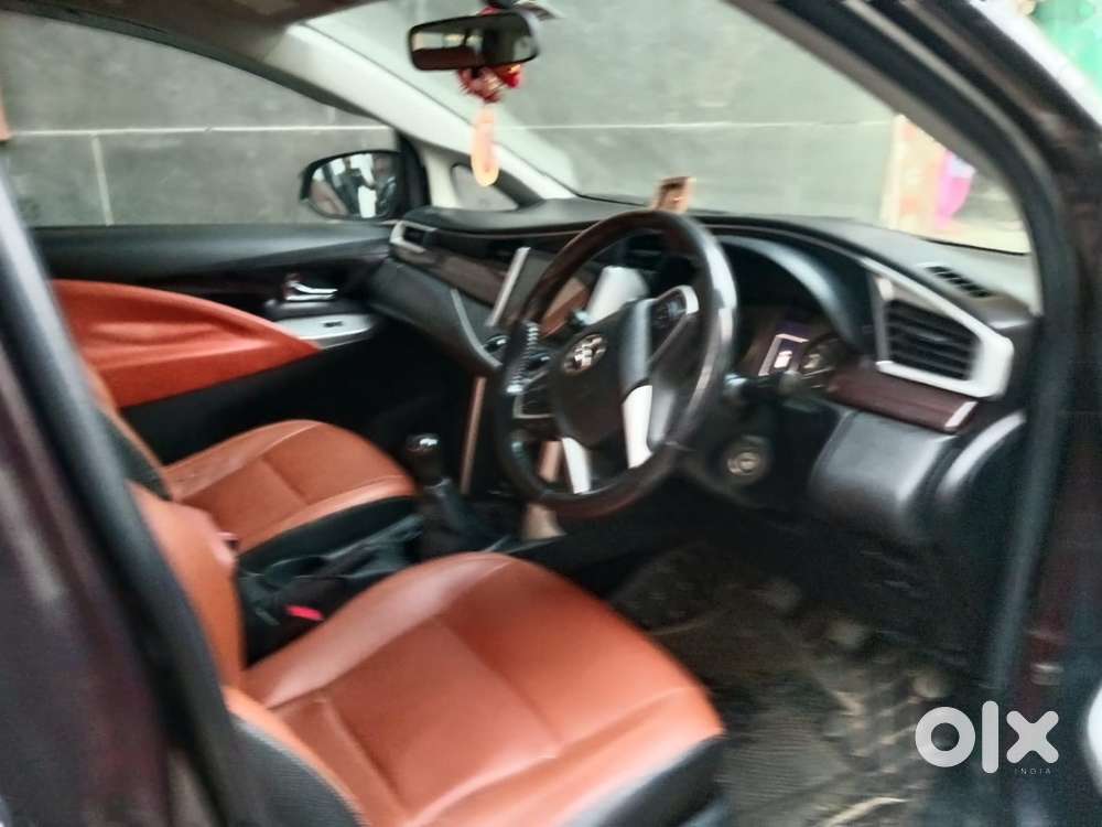Toyota Innova Crysta 2017
