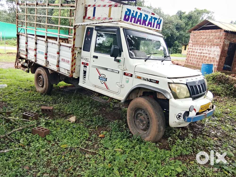 Mahindra Maxx Truck