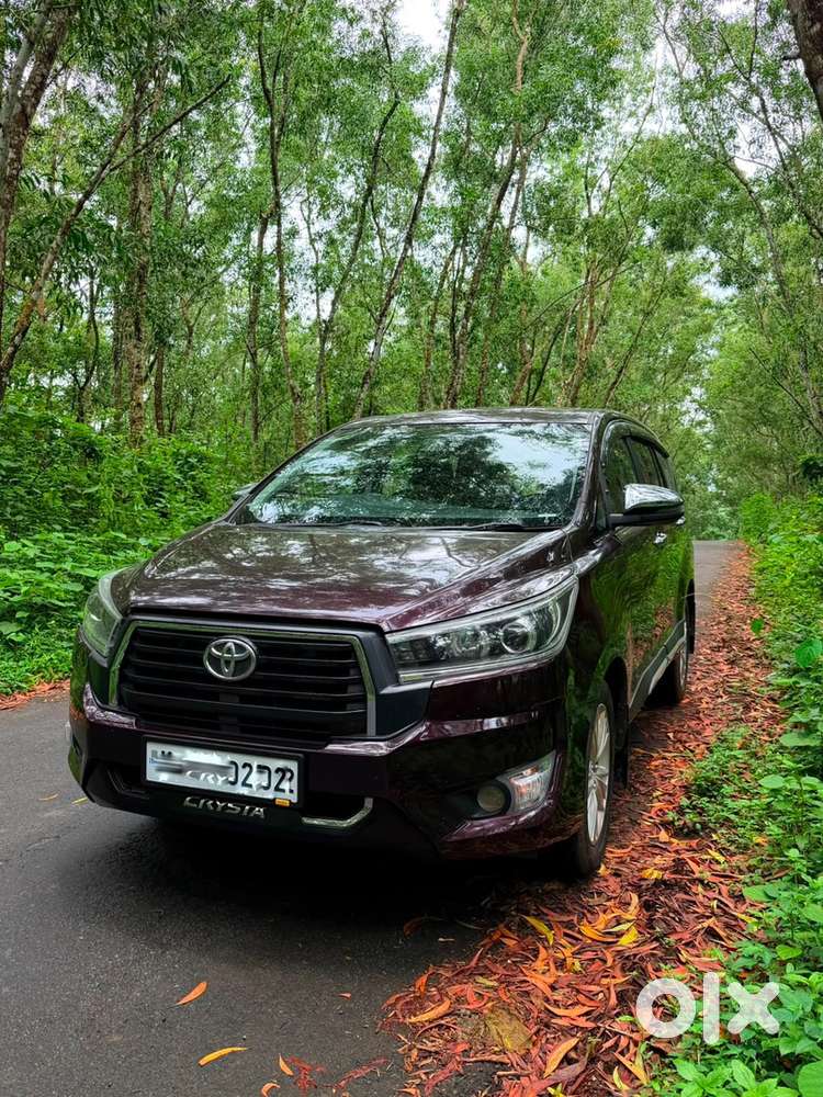 Toyota Innova Crysta 2019 Diesel 75000 Km Driven
