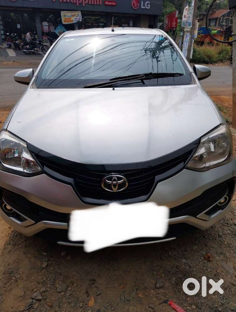 Toyota Etios Liva 2012