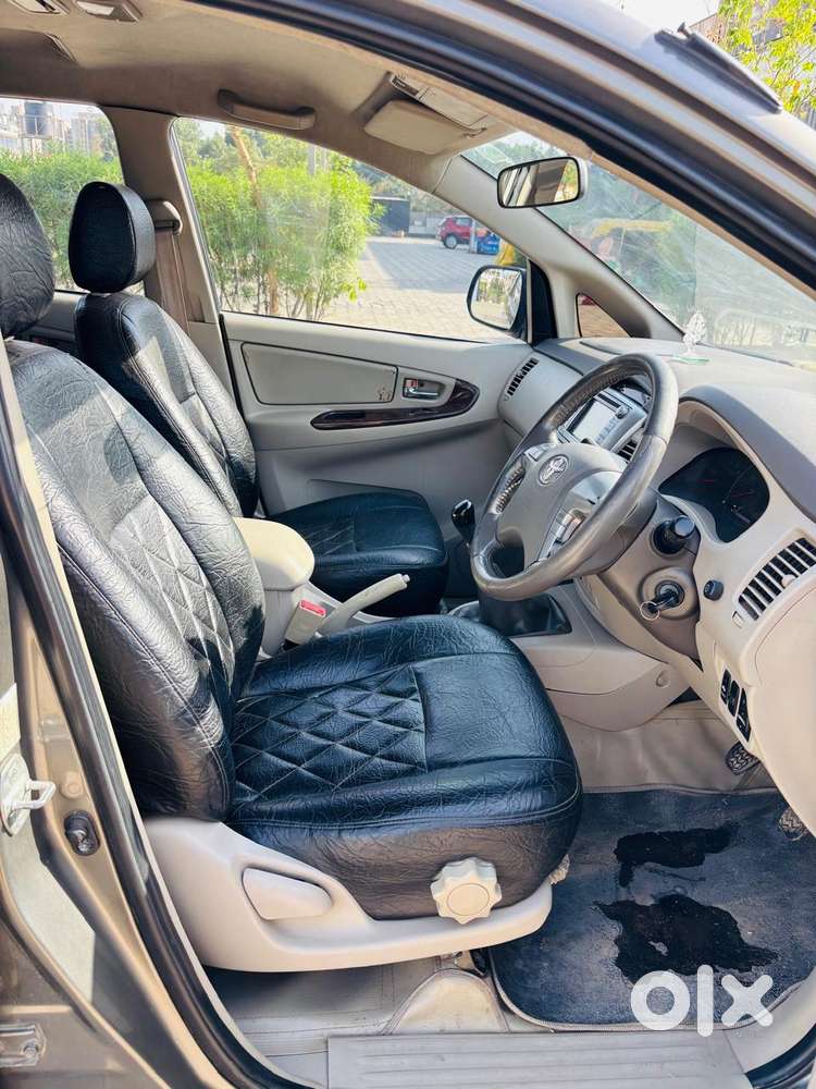 Toyota Innova 2.5 V 7 Str, 2012, Diesel