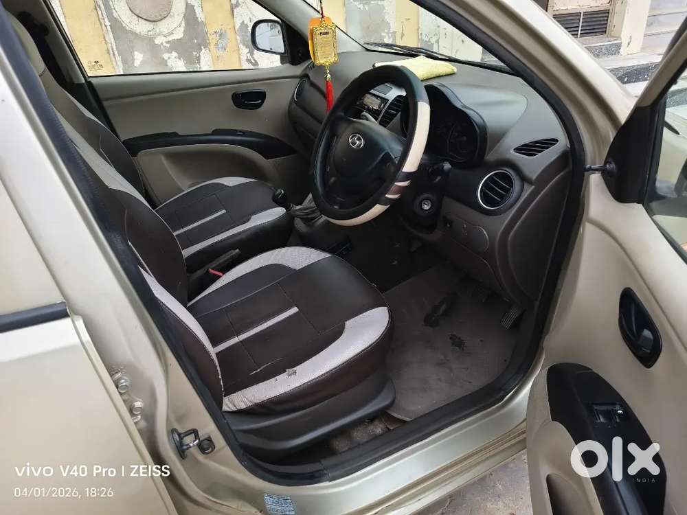 Hyundai I10 2012 Cng & Hybrids 98000 Km Driven