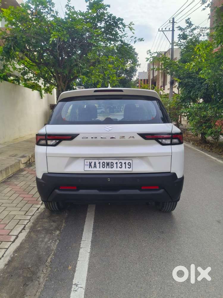 Maruti Suzuki Brezza Vxi At, 2024, Petrol