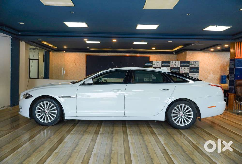 Jaguar Xj 2.0l Portfolio, 2017, Petrol
