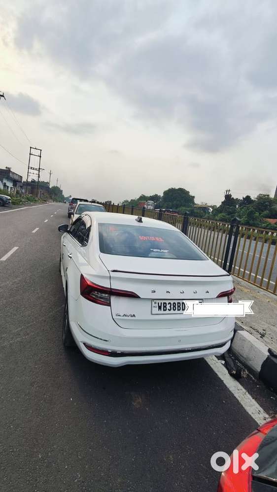 Skoda Slavia 1.0 Tsi Style, 2023, Petrol