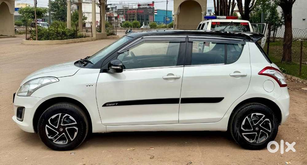 Maruti Suzuki Swift 1.2 Vxi (o), 2017, Petrol