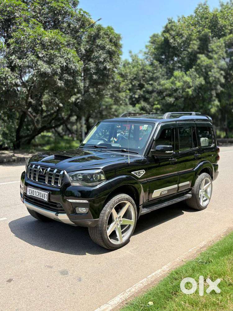 Mahindra Scorpio Classic 2.2 S 11 Mt 7 Str, 2023, Diesel