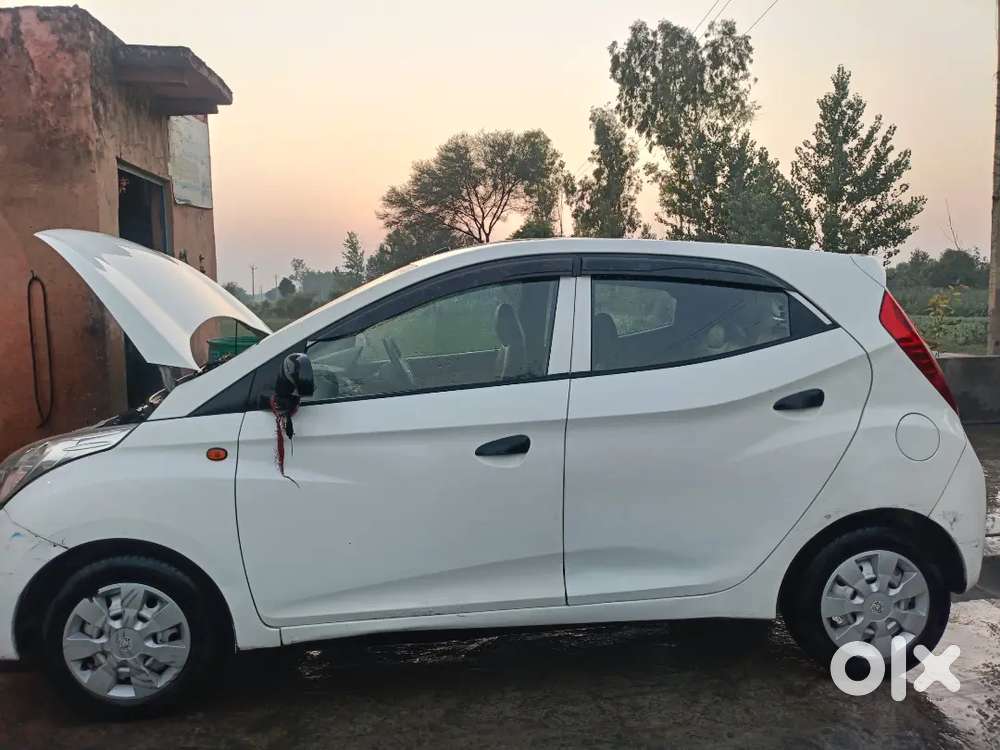 Hyundai Eon 2012 Petrol Well Maintained