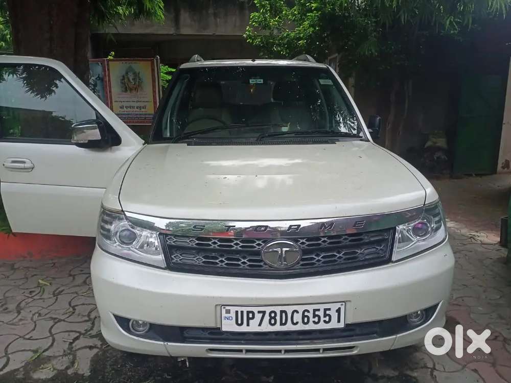 Tata Safari Storme 2013 Diesel Manual Car