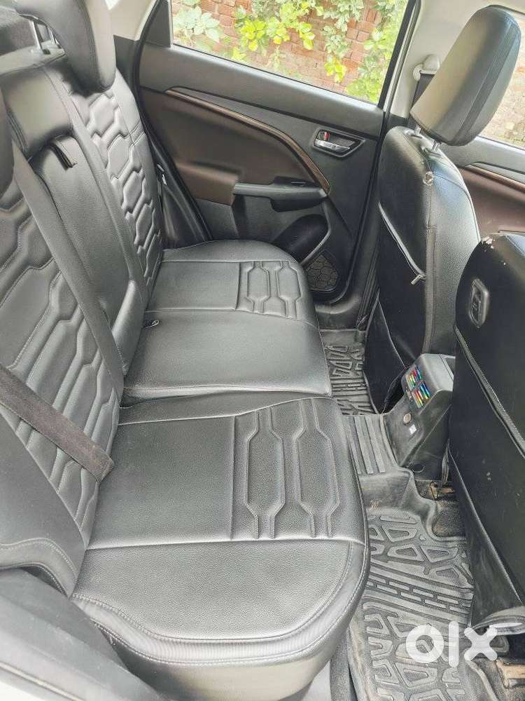 Maruti Suzuki Brezza 1.5 Zxi Smart Hybrid, 2023, Petrol
